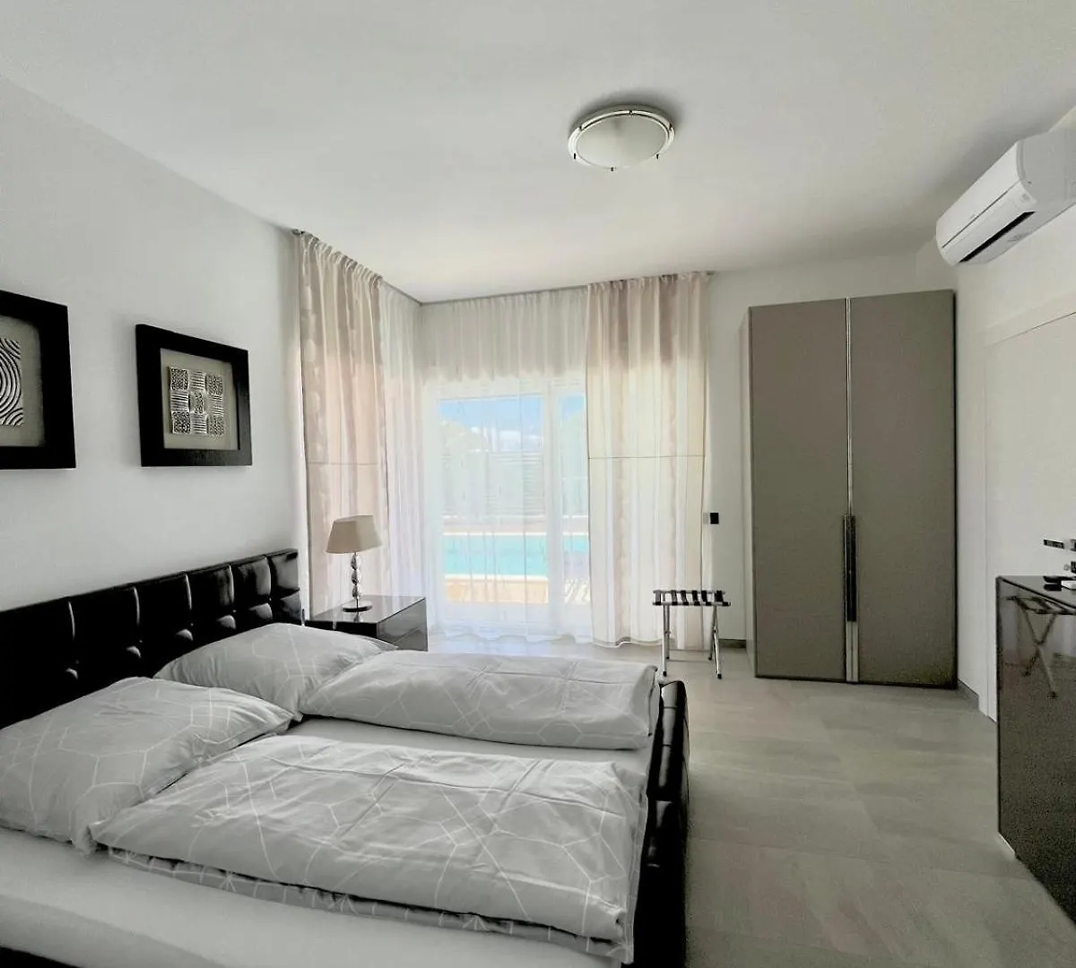 פרמנטורה Villa Anna